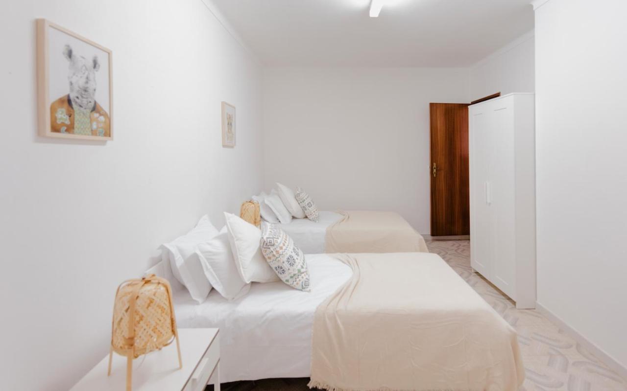Zambujeira Do Mar 4-Bed House Perfect For Families & Friends Apartment Luaran gambar